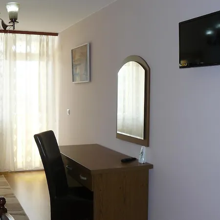 Pensión Cemira Lux 4*